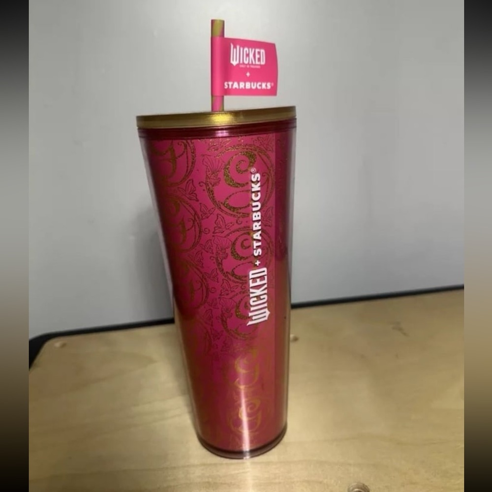 Wicked + Starbucks Galinda/Glinda Straw Cup